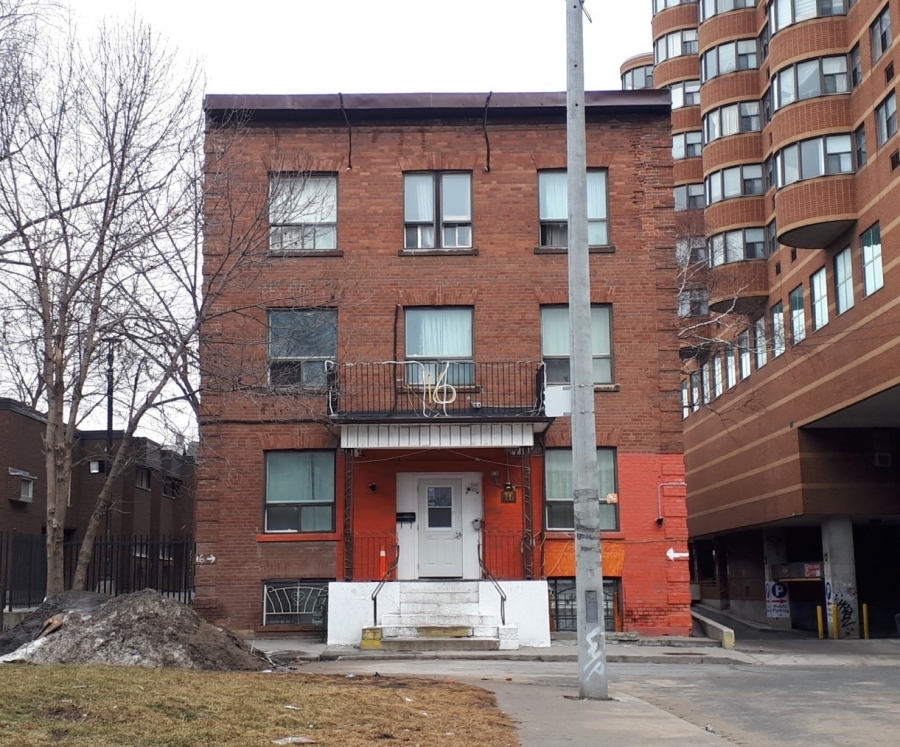 Aco Toronto - Albert Apartments