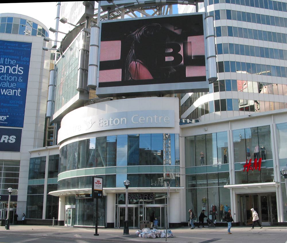 Toronto Eaton Centre, The Toronto Eaton Centre is a large s…