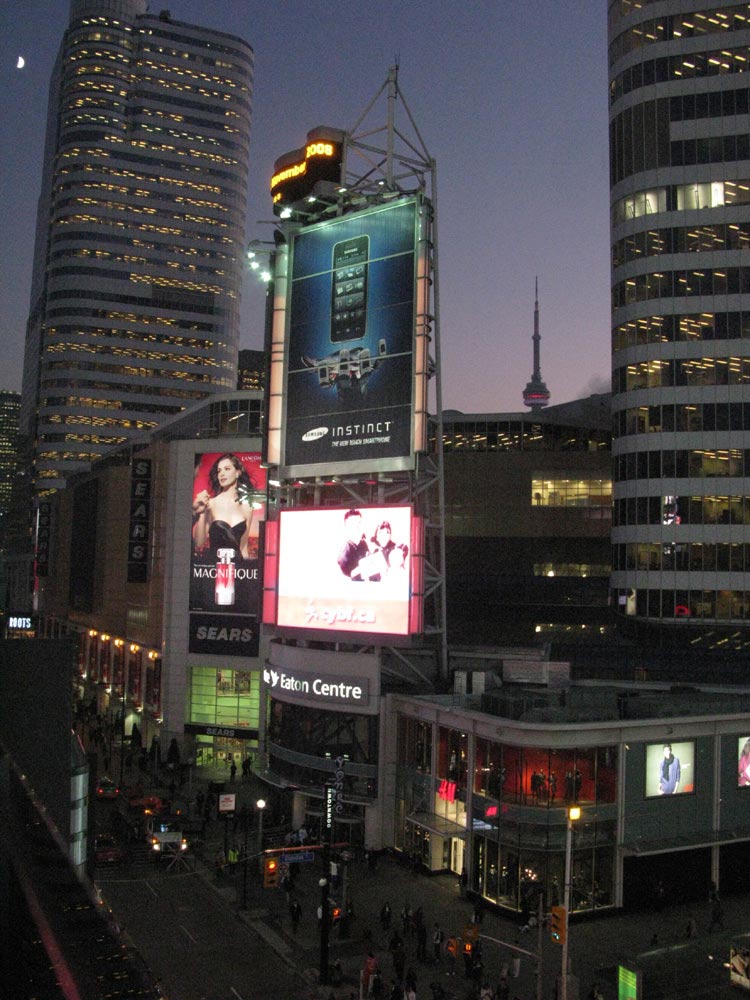 ACO Toronto Eaton Centre   EatonCentre16 