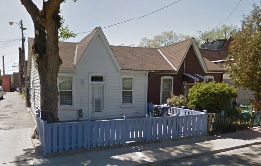 108-110 Huron Street, Toronto - May 2015 - Image via Google Streetview