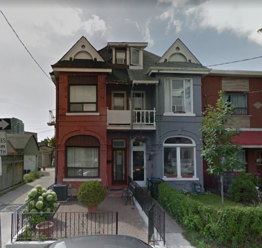 7-9 Alma Avenue, in April 2014. (Image via Google Street View.)